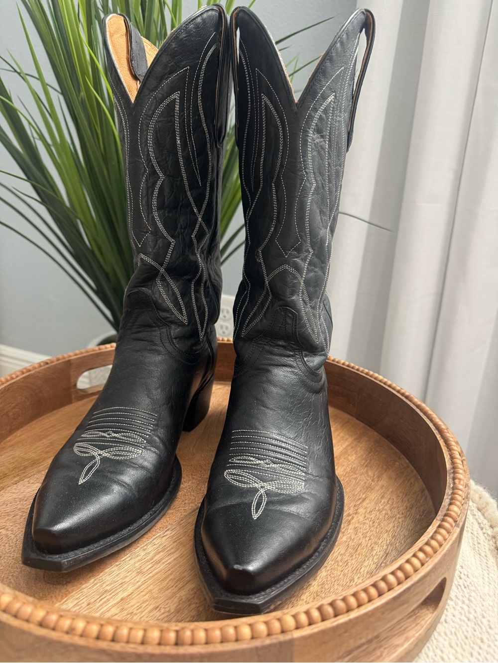 Idyllwind Black Leather Western Cowboy Boots with White Stitching